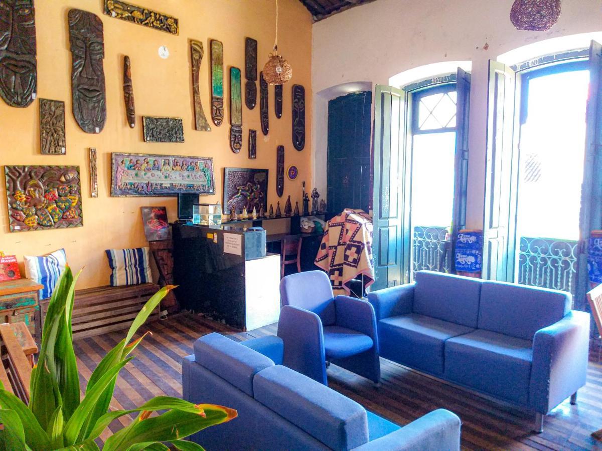 Hostel Atelie Laroye ซัลวาดอร์ ภายนอก รูปภาพ
